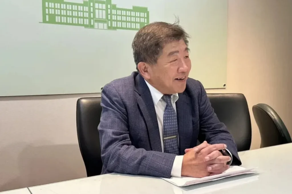 行政院政務委員陳時中說明，勞動部預計設立跨國勞動力延攬中心